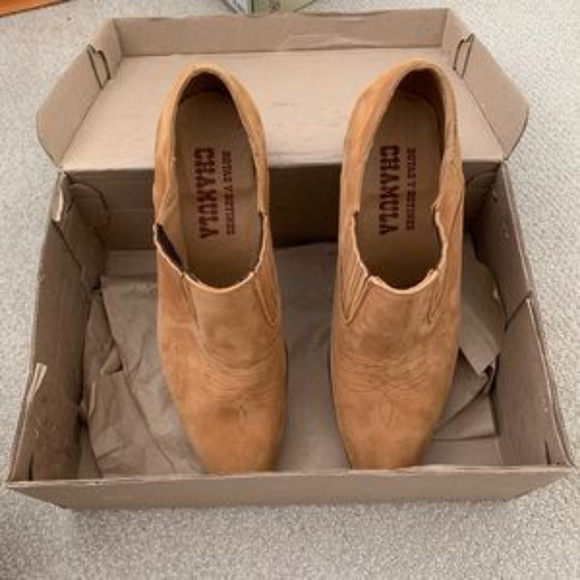 Chamula Shoes - Tan Chamula Booties.